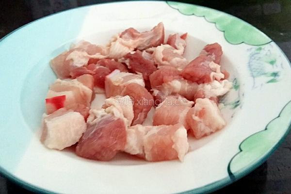 萝卜烧肉的做法图解3