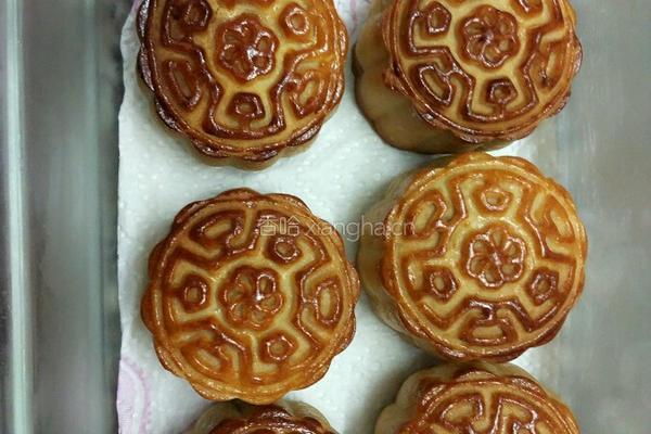 莲蓉蛋黄月饼的做法图解16