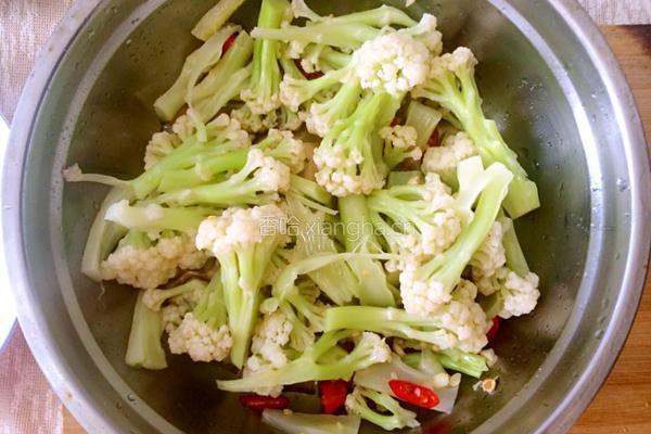 凉拌黄花菜的做法图解5