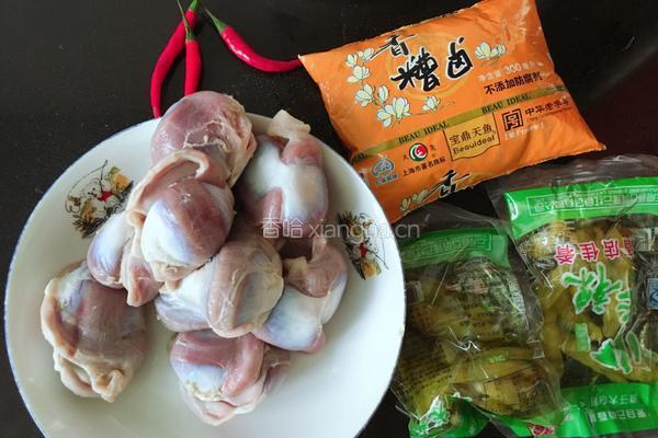 泡椒鸭胗的做法图解1