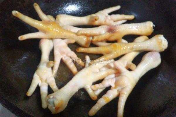 酱鸡爪的做法图解3