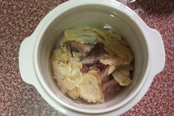 当归炖鸡的做法图解4