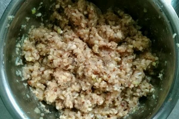 香菇鸡肉饺子的做法图解6