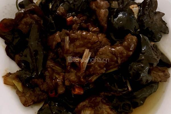 木耳炒牛肉的做法图解2