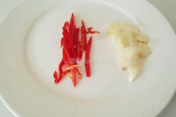 清炒芹菜的做法图解3