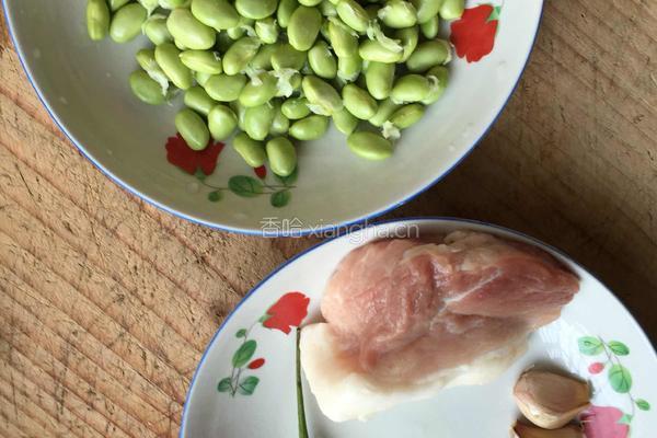 毛豆米炒肉末的做法图解1