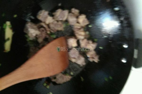 土豆炖牛肉的做法图解4