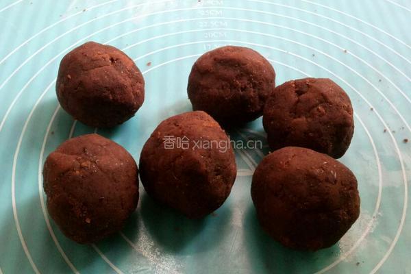 豆沙双黄月饼的做法图解7