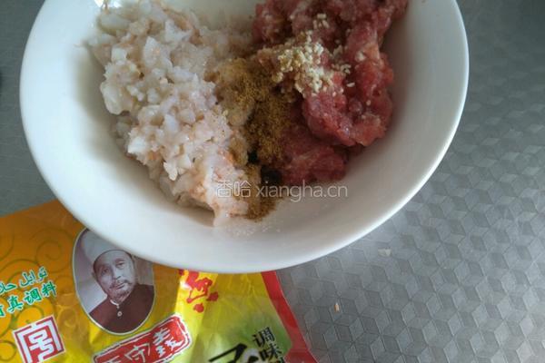 猪肉虾仁水饺的做法图解9