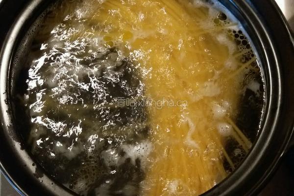 意大利芝士肉酱面的做法图解6
