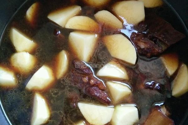 排骨烧土豆的做法图解13