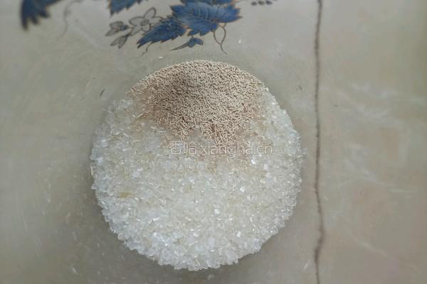 紫薯玫瑰花馒头的做法图解2
