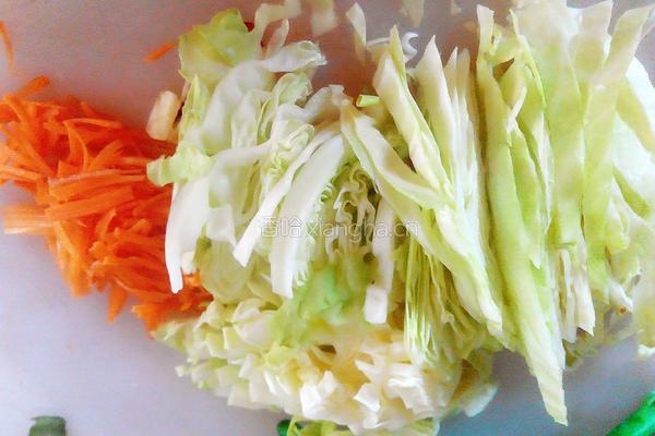 素炒包菜的做法图解2