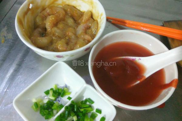 茄汁虾仁豆腐的做法图解3