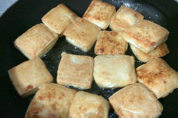 茄汁虾仁豆腐的做法图解4