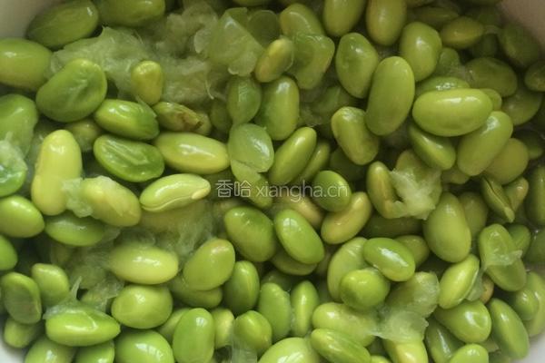 海米毛豆汇的做法图解1