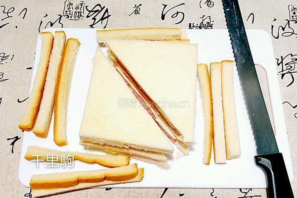 火腿蛋三明治的做法图解10