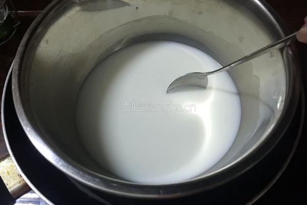 简易布丁的做法图解3