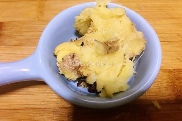 香菇炖鸡汤的做法图解2