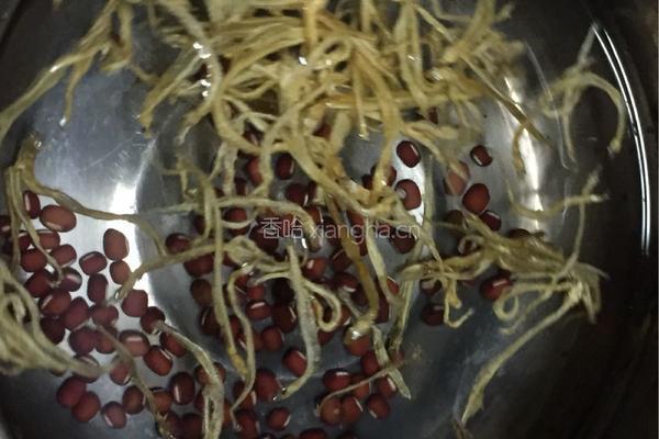 银鱼北芪红豆汤的做法图解2