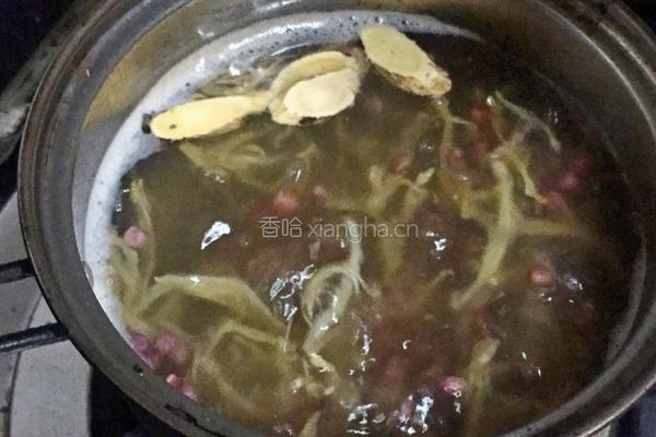 银鱼北芪红豆汤的做法图解4