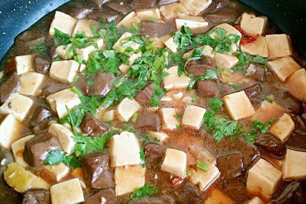 麻辣双色豆腐的做法图解9