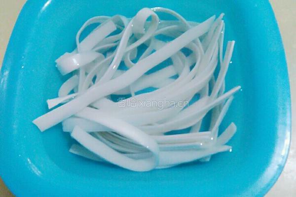 麻辣土豆粉的做法图解1