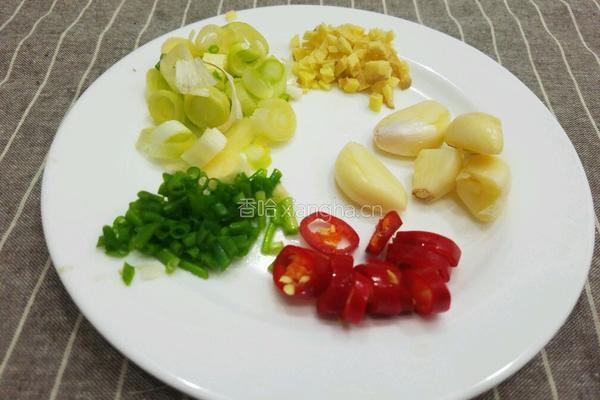 羊肉冬瓜汤的做法图解3