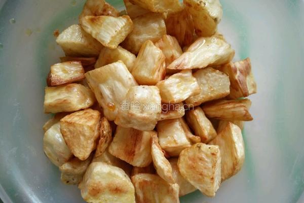 拔丝山药的做法图解3