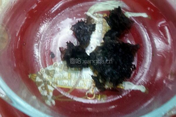 紫菜玉米排骨汤的做法图解6