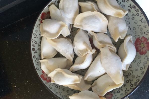 煮水饺的做法图解1
