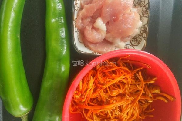 小炒虫草花的做法图解1