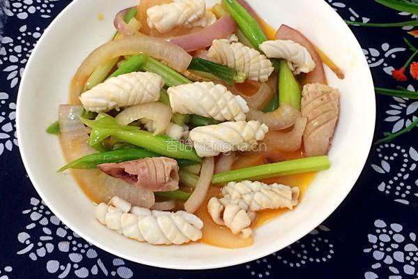 洋葱炒鱿鱼的做法图解8