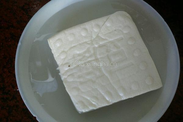 豆腐汤的做法图解1