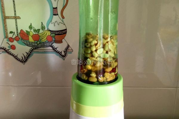花生核桃红枣浆的做法图解8