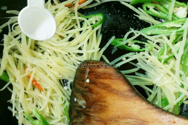 土豆丝炒辣椒的做法图解6