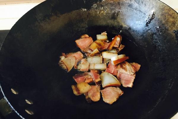 炒腊肉的做法图解3