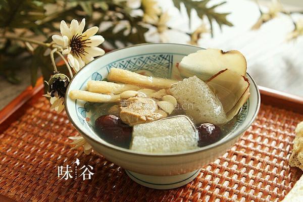 五指毛桃煲猪骨的做法图解8