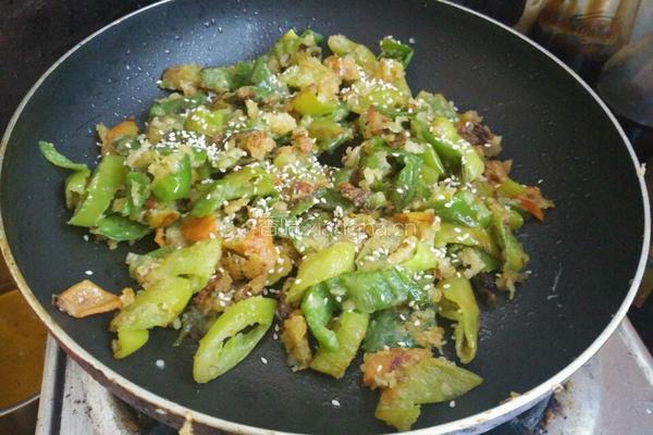 面粉炒辣椒的做法图解7