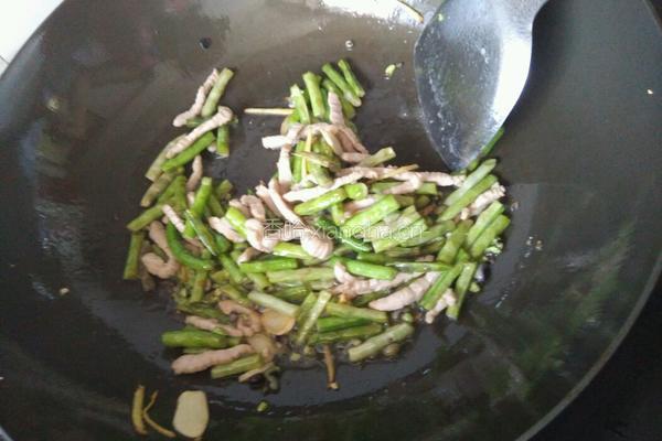 豆角炒肉丝的做法图解5