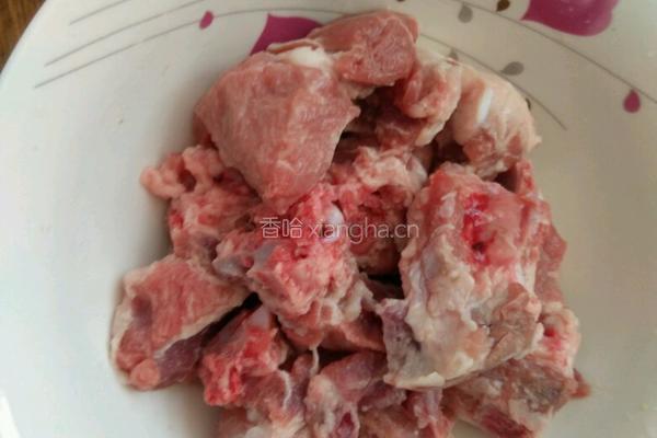 生地排骨汤的做法图解1