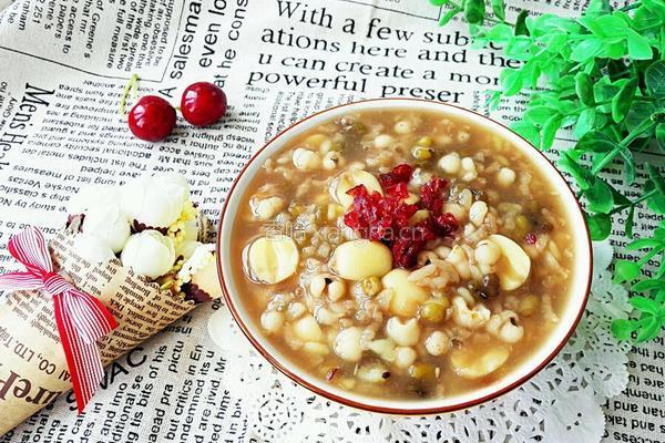 薏米莲子绿豆粥的做法图解5