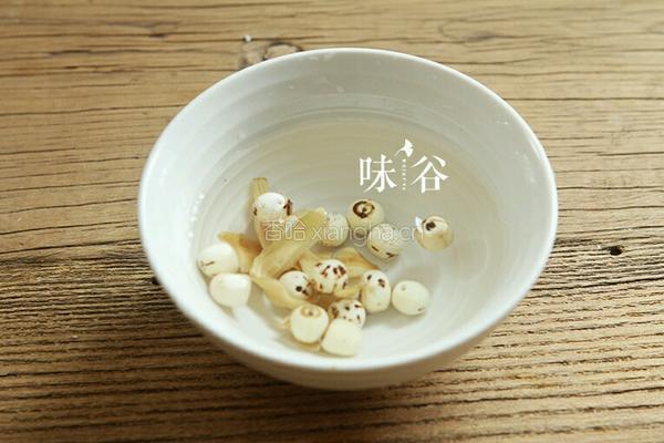 鲍鱼汤的做法图解4