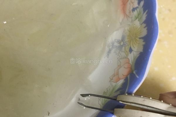 椰汁燕窝的做法图解3