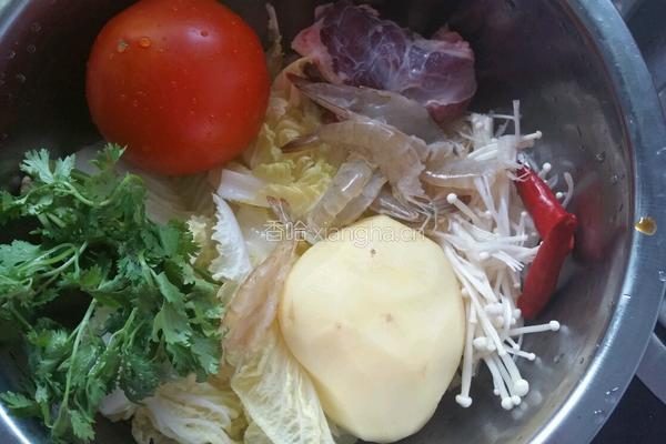 砂锅炖牛肉的做法图解1