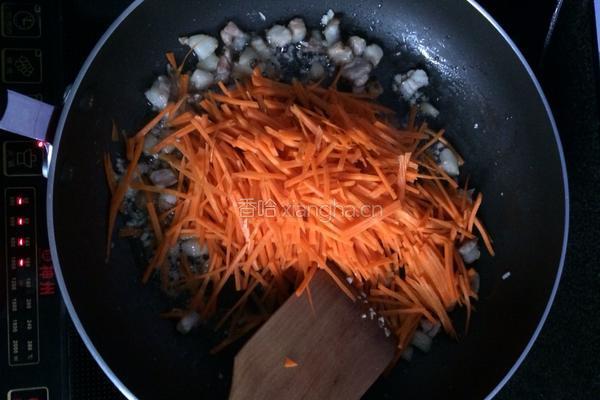 红萝卜炒饭的做法图解9