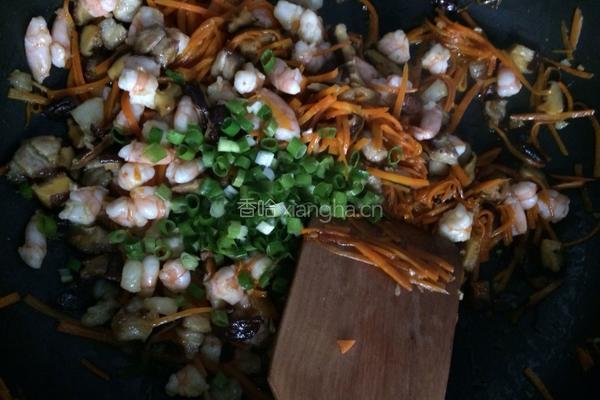 红萝卜炒饭的做法图解13