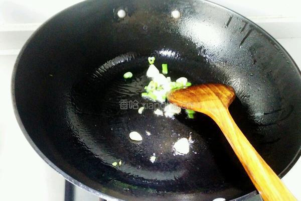 土豆丝炒辣椒的做法图解3