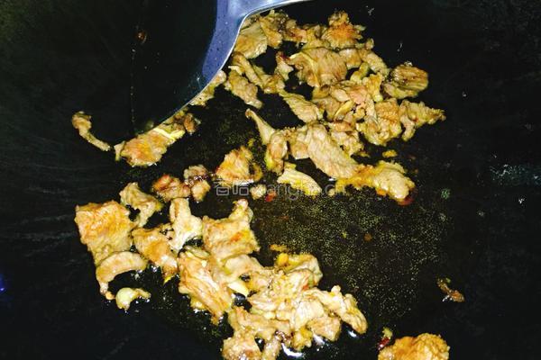卷心菜炒牛肉的做法图解5