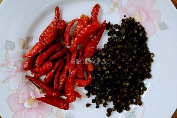 干煸长豆角的做法图解2
